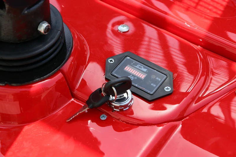 Normaler 1.5-Tonnen-Elektrostapler mit Deichsel, geeignet für enge Räume