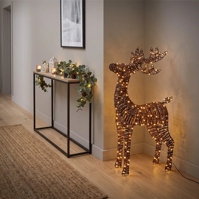 ECD GERMANY | LED Rentier Innen Außen 95 cm 600 LED Extra Warmweiß Weihnachtsdeko mit Lichterkette Weihnachtsbeleuchtung Garten Weihnachtsfigur Hirsch