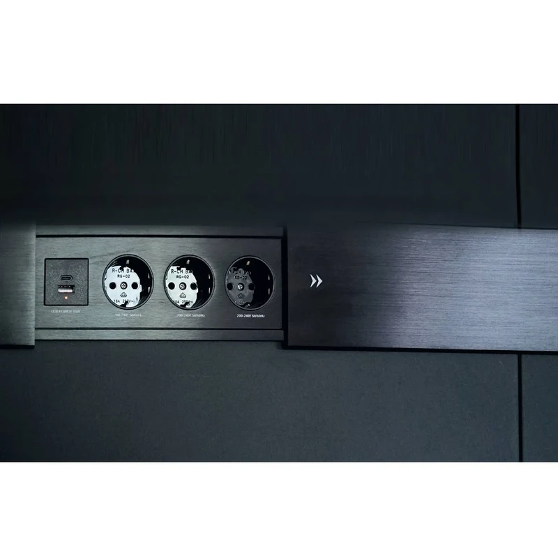 SW-Stahl Einbausteckdose 3-Fach mit USB