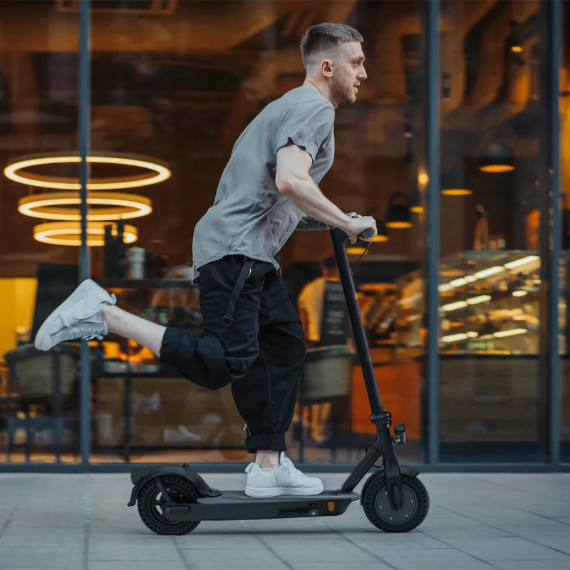 B-Ware City Explorer Pro E-Scooter mit Straßenzulassung 350W 7,5 Ah