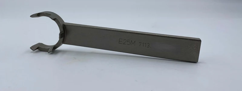 Wrench EM11