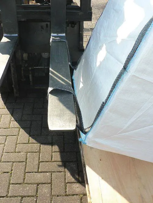 BigBag NEUTRAL, load capacity 1350 kg, 4 lifting/2 bottom loops.